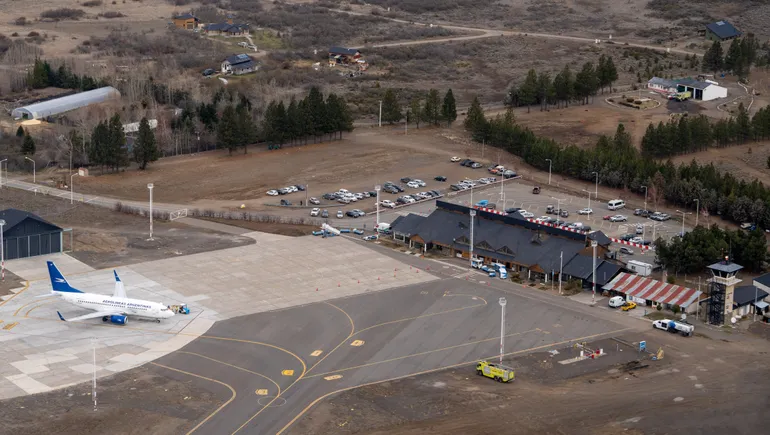 Aeropuerto Chapelco (CPC) ↔ Villa La Angostura